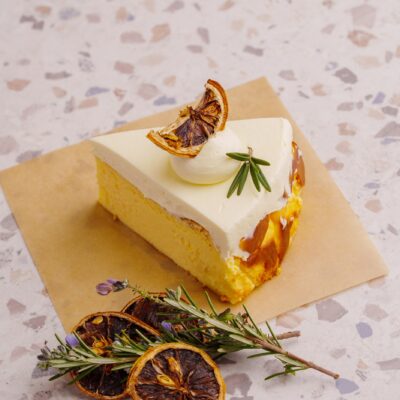 Yuzu basque cheesecake