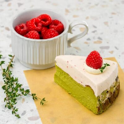 Matcha basque cheesecake